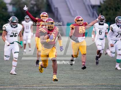 Thumbnail 3 in Auburn @ O'Dea (WIAA 3A Playoff) photogallery.