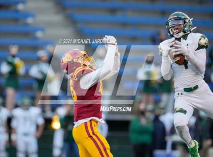 Thumbnail 3 in Auburn @ O'Dea (WIAA 3A Playoff) photogallery.