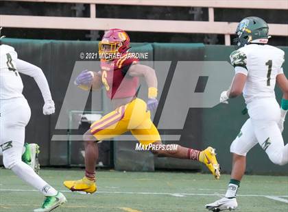 Thumbnail 1 in Auburn @ O'Dea (WIAA 3A Playoff) photogallery.