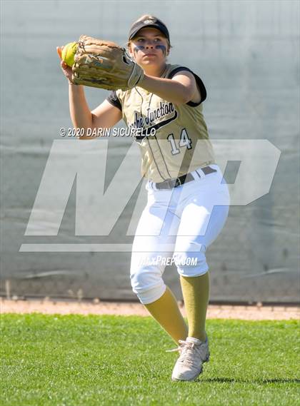 Thumbnail 2 in Apache Junction vs. Dobson (Westwood-Dobson Softball Invitational) photogallery.