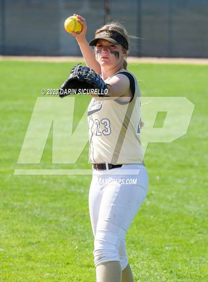 Thumbnail 1 in Apache Junction vs. Dobson (Westwood-Dobson Softball Invitational) photogallery.