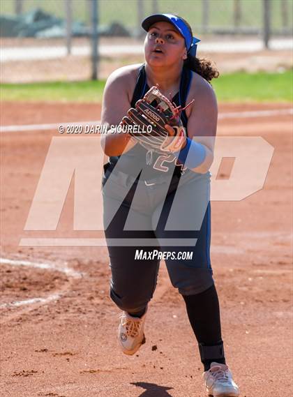 Thumbnail 3 in Apache Junction vs. Dobson (Westwood-Dobson Softball Invitational) photogallery.
