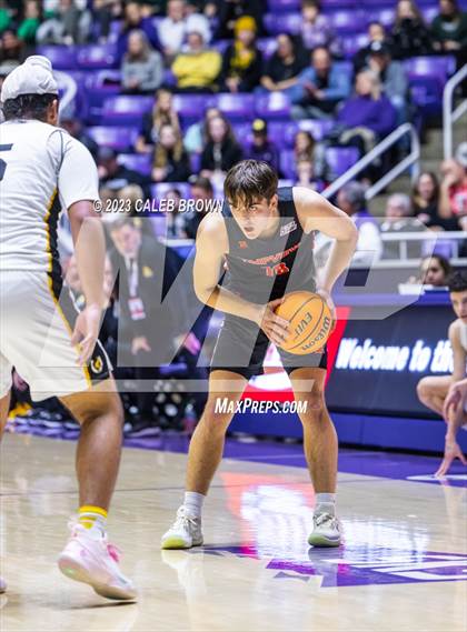 Thumbnail 1 in Timpview vs. Cottonwood (UHSAA 5A Quarterfinal) photogallery.