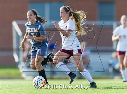 Thumbnail 1 in Sullivan Central @ Dobyns-Bennett photogallery.