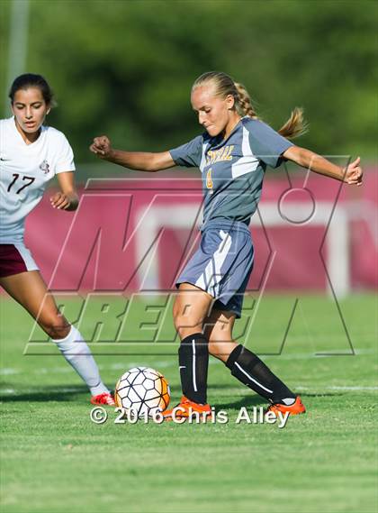 Thumbnail 3 in Sullivan Central @ Dobyns-Bennett photogallery.