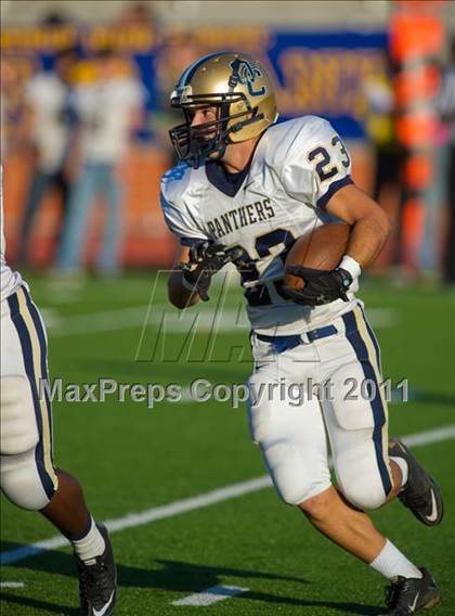 Thumbnail 1 in O'Connor vs. Reagan (5A Division 2 Area Playoff) photogallery.
