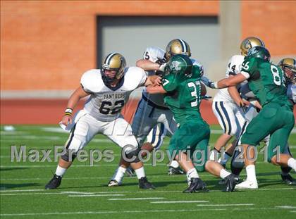 Thumbnail 2 in O'Connor vs. Reagan (5A Division 2 Area Playoff) photogallery.