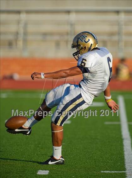 Thumbnail 2 in O'Connor vs. Reagan (5A Division 2 Area Playoff) photogallery.