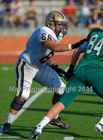 Thumbnail 2 in O'Connor vs. Reagan (5A Division 2 Area Playoff) photogallery.