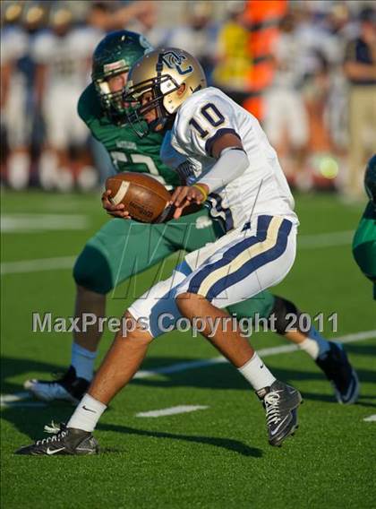 Thumbnail 1 in O'Connor vs. Reagan (5A Division 2 Area Playoff) photogallery.