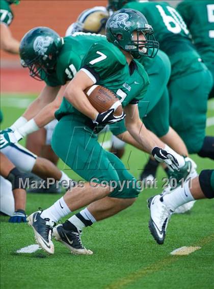 Thumbnail 1 in O'Connor vs. Reagan (5A Division 2 Area Playoff) photogallery.