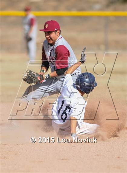Thumbnail 3 in Santa Fe vs. Santa Fe Indian photogallery.