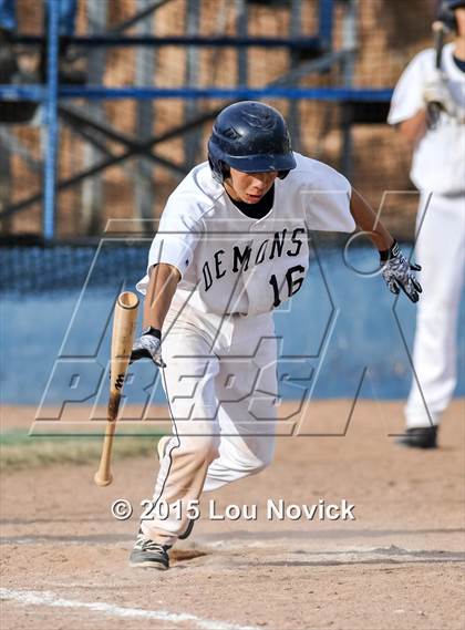Thumbnail 3 in Santa Fe vs. Santa Fe Indian photogallery.