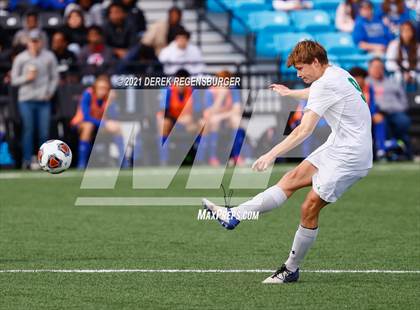 Thumbnail 3 in Fossil Ridge vs Grandview (CHSAA 5A Championship) photogallery.