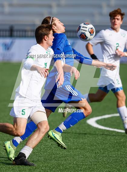 Thumbnail 1 in Fossil Ridge vs Grandview (CHSAA 5A Championship) photogallery.