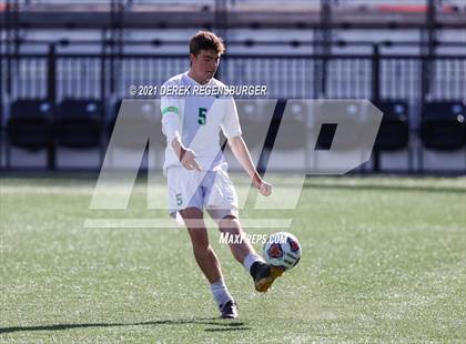 Thumbnail 2 in Fossil Ridge vs Grandview (CHSAA 5A Championship) photogallery.