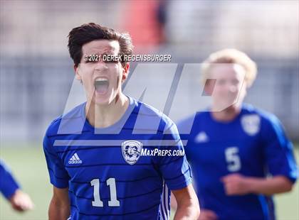 Thumbnail 3 in Fossil Ridge vs Grandview (CHSAA 5A Championship) photogallery.