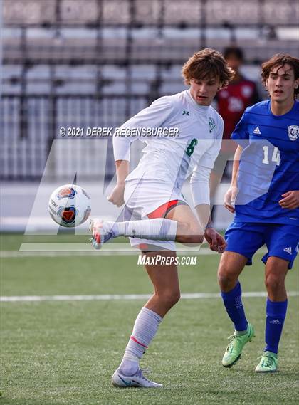 Thumbnail 2 in Fossil Ridge vs Grandview (CHSAA 5A Championship) photogallery.