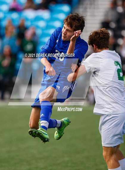 Thumbnail 3 in Fossil Ridge vs Grandview (CHSAA 5A Championship) photogallery.