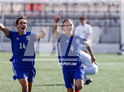 Thumbnail 3 in Fossil Ridge vs Grandview (CHSAA 5A Championship) photogallery.