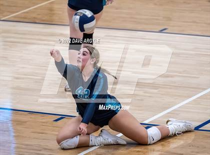 Thumbnail 2 in Logan @ Juan Diego Catholic photogallery.