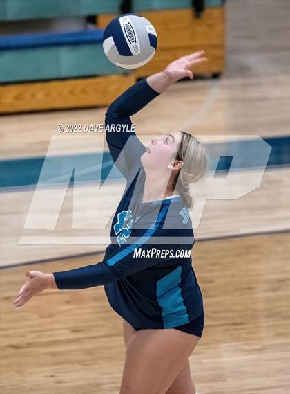 Thumbnail 2 in Logan @ Juan Diego Catholic photogallery.