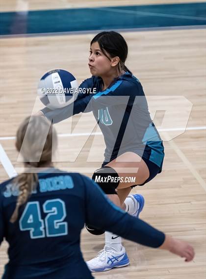 Thumbnail 3 in Logan @ Juan Diego Catholic photogallery.