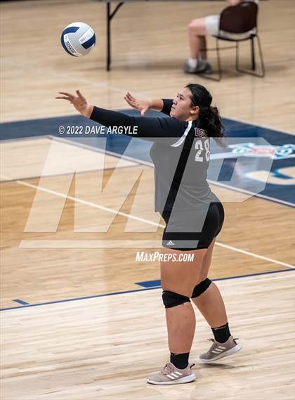 Thumbnail 3 in Logan @ Juan Diego Catholic photogallery.