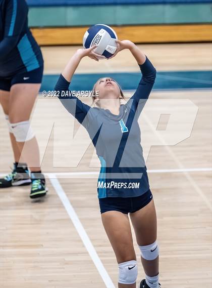 Thumbnail 2 in Logan @ Juan Diego Catholic photogallery.