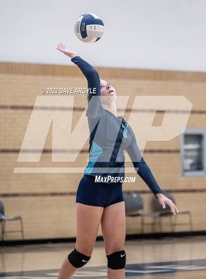 Thumbnail 2 in Logan @ Juan Diego Catholic photogallery.