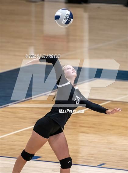 Thumbnail 3 in Logan @ Juan Diego Catholic photogallery.