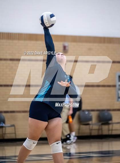 Thumbnail 1 in Logan @ Juan Diego Catholic photogallery.
