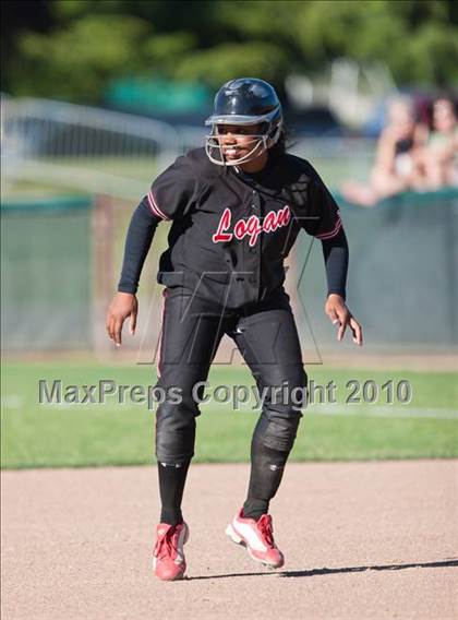 Thumbnail 3 in Logan vs. Freedom (CIF NCS D1 Final) photogallery.