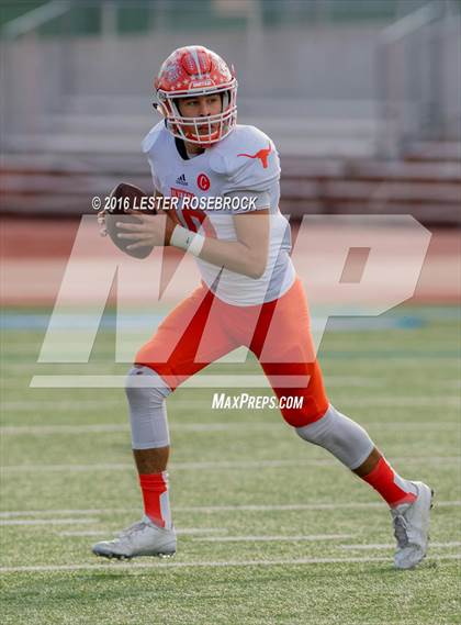 Thumbnail 2 in Westlake vs. United (UIL 6A Regional Semifinal Playoff) photogallery.