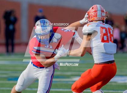 Thumbnail 1 in Westlake vs. United (UIL 6A Regional Semifinal Playoff) photogallery.