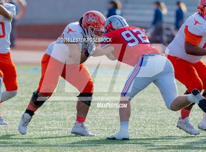 Thumbnail 1 in Westlake vs. United (UIL 6A Regional Semifinal Playoff) photogallery.
