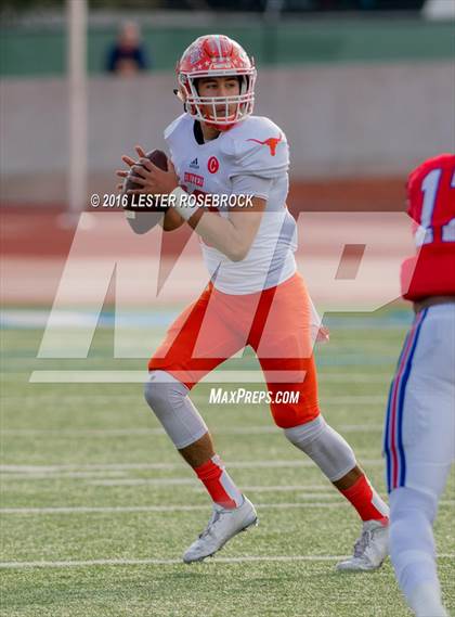 Thumbnail 1 in Westlake vs. United (UIL 6A Regional Semifinal Playoff) photogallery.