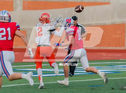 Thumbnail 3 in Westlake vs. United (UIL 6A Regional Semifinal Playoff) photogallery.