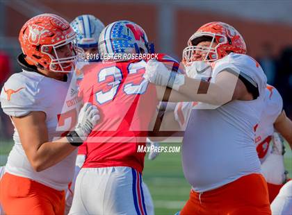 Thumbnail 2 in Westlake vs. United (UIL 6A Regional Semifinal Playoff) photogallery.