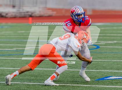 Thumbnail 1 in Westlake vs. United (UIL 6A Regional Semifinal Playoff) photogallery.