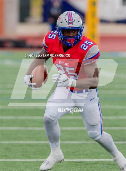 Thumbnail 2 in Westlake vs. United (UIL 6A Regional Semifinal Playoff) photogallery.