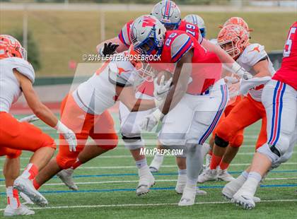 Thumbnail 3 in Westlake vs. United (UIL 6A Regional Semifinal Playoff) photogallery.