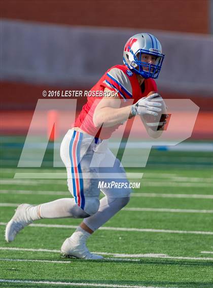 Thumbnail 3 in Westlake vs. United (UIL 6A Regional Semifinal Playoff) photogallery.
