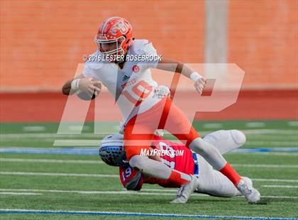 Thumbnail 2 in Westlake vs. United (UIL 6A Regional Semifinal Playoff) photogallery.