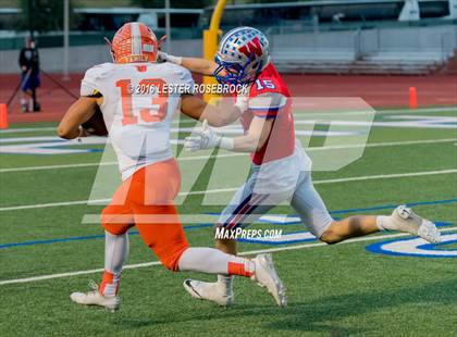 Thumbnail 2 in Westlake vs. United (UIL 6A Regional Semifinal Playoff) photogallery.