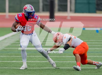 Thumbnail 2 in Westlake vs. United (UIL 6A Regional Semifinal Playoff) photogallery.