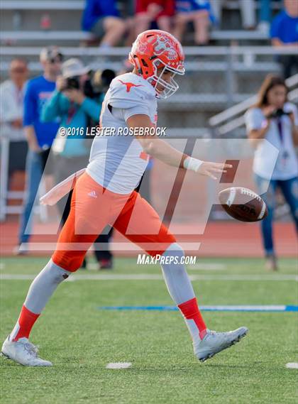 Thumbnail 1 in Westlake vs. United (UIL 6A Regional Semifinal Playoff) photogallery.