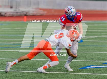 Thumbnail 2 in Westlake vs. United (UIL 6A Regional Semifinal Playoff) photogallery.