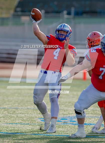 Thumbnail 2 in Westlake vs. United (UIL 6A Regional Semifinal Playoff) photogallery.