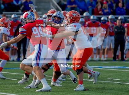 Thumbnail 2 in Westlake vs. United (UIL 6A Regional Semifinal Playoff) photogallery.